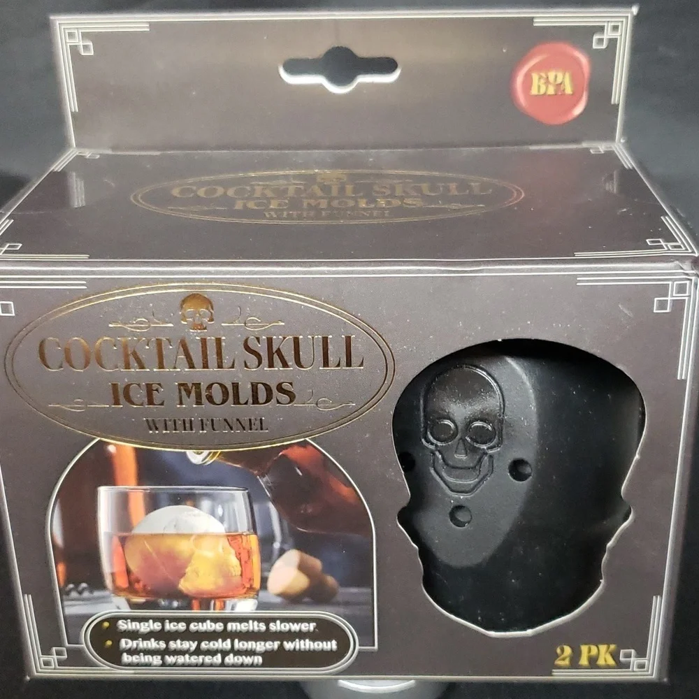 Evriholder Cocktail Skull Ice Molds (2) with Funnel